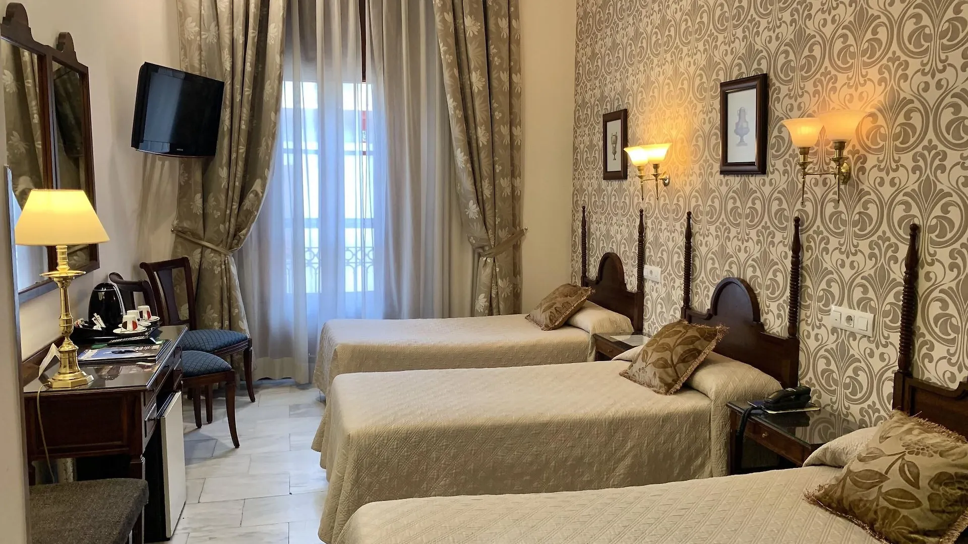 Hotel Europa Boutique Sevilla 0*, Seville